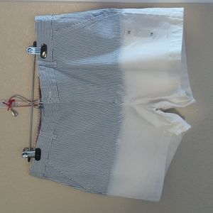Tommy Hilfiger Shorts - size 16